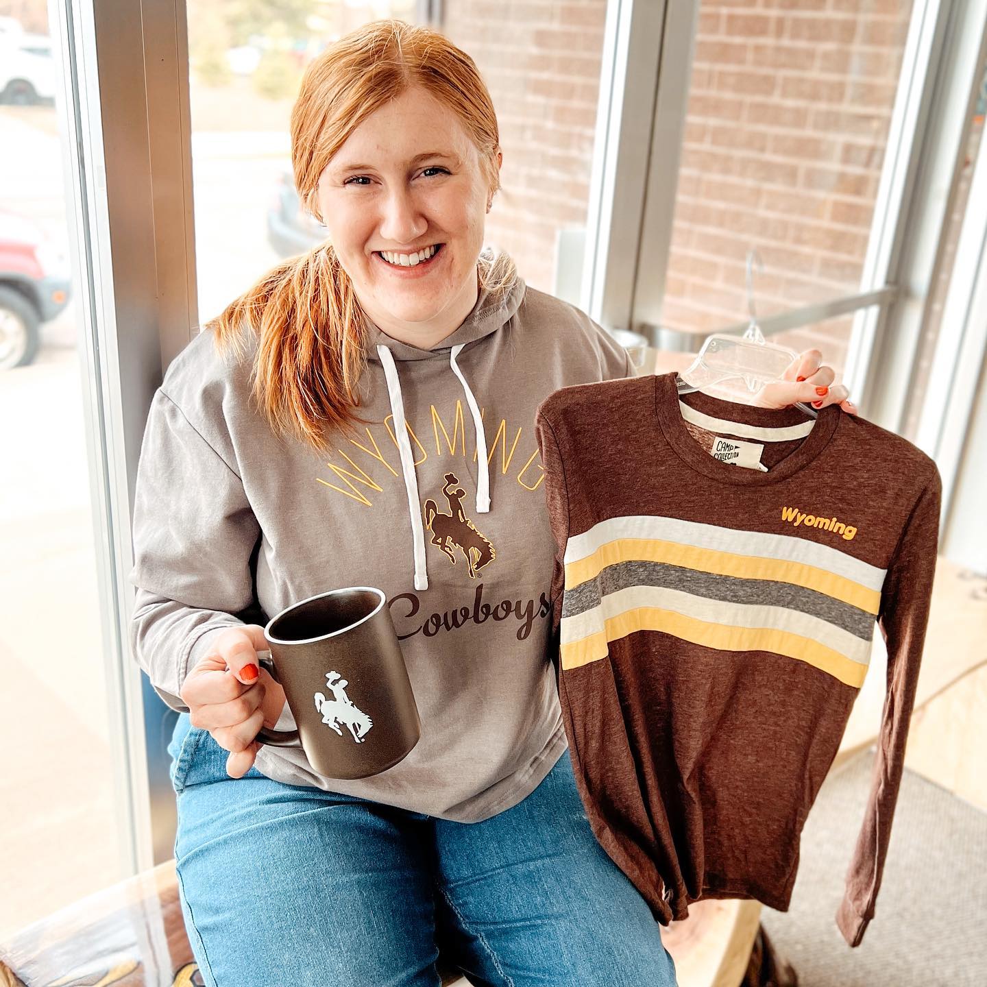Some of our Mother’s Day picks 🤠 #brownandgold #onewyomjng