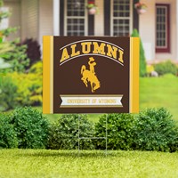 brown and gold yard sign, arched alumni design on top with bucking horse centered below and university of wyoming below that, solid brown backround with gold edges on left and right of sign